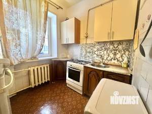 2-к квартира, вторичка, 39м2, 1/4 этаж