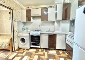 1-к квартира, вторичка, 40м2, 1/10 этаж