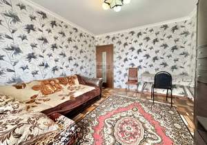 1-к квартира, вторичка, 40м2, 1/10 этаж