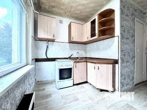 2-к квартира, вторичка, 49м2, 1/9 этаж