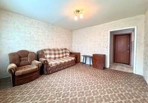 2-к квартира, вторичка, 49м2, 1/9 этаж
