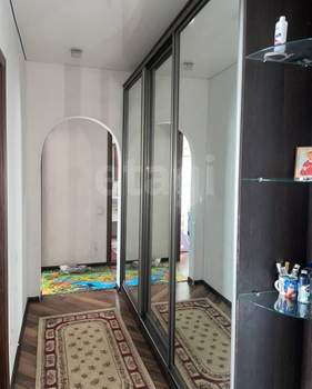 3-к квартира, вторичка, 64м2, 9/10 этаж