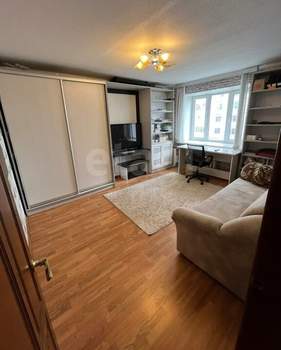 4-к квартира, вторичка, 112м2, 4/10 этаж