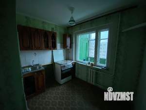 3-к квартира, вторичка, 64м2, 8/9 этаж