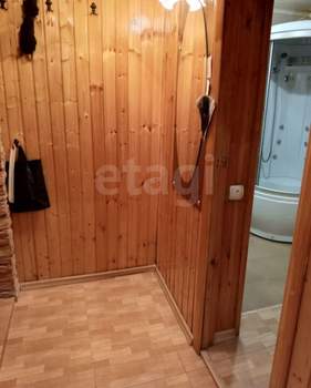 2-к квартира, вторичка, 38м2, 1/4 этаж