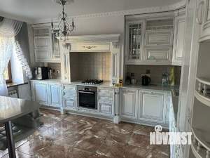 4-к квартира, вторичка, 138м2, 3/6 этаж