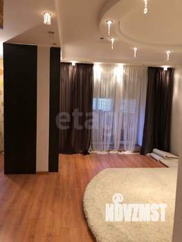 3-к квартира, вторичка, 82м2, 1/5 этаж