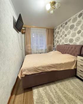 2-к квартира, вторичка, 43м2, 1/5 этаж