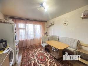 2-к квартира, вторичка, 62м2, 1/10 этаж