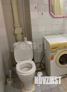 4-к квартира, вторичка, 64м2, 5/5 этаж