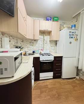 2-к квартира, вторичка, 43м2, 1/5 этаж