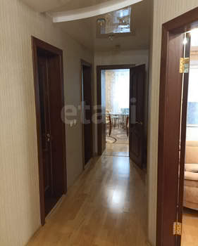 3-к квартира, вторичка, 82м2, 3/10 этаж