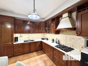 2-к квартира, вторичка, 77м2, 1/10 этаж
