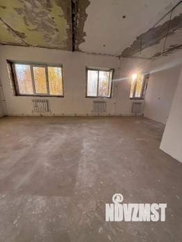 3-к квартира, вторичка, 84м2, 1/3 этаж