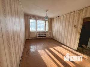 3-к квартира, вторичка, 65м2, 1/5 этаж