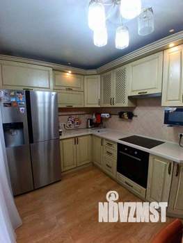 2-к квартира, вторичка, 60м2, 10/10 этаж