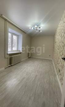 2-к квартира, вторичка, 43м2, 1/5 этаж