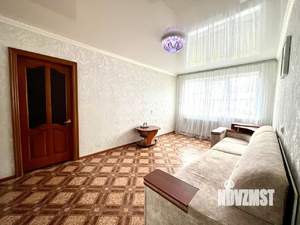 3-к квартира, вторичка, 64м2, 2/4 этаж